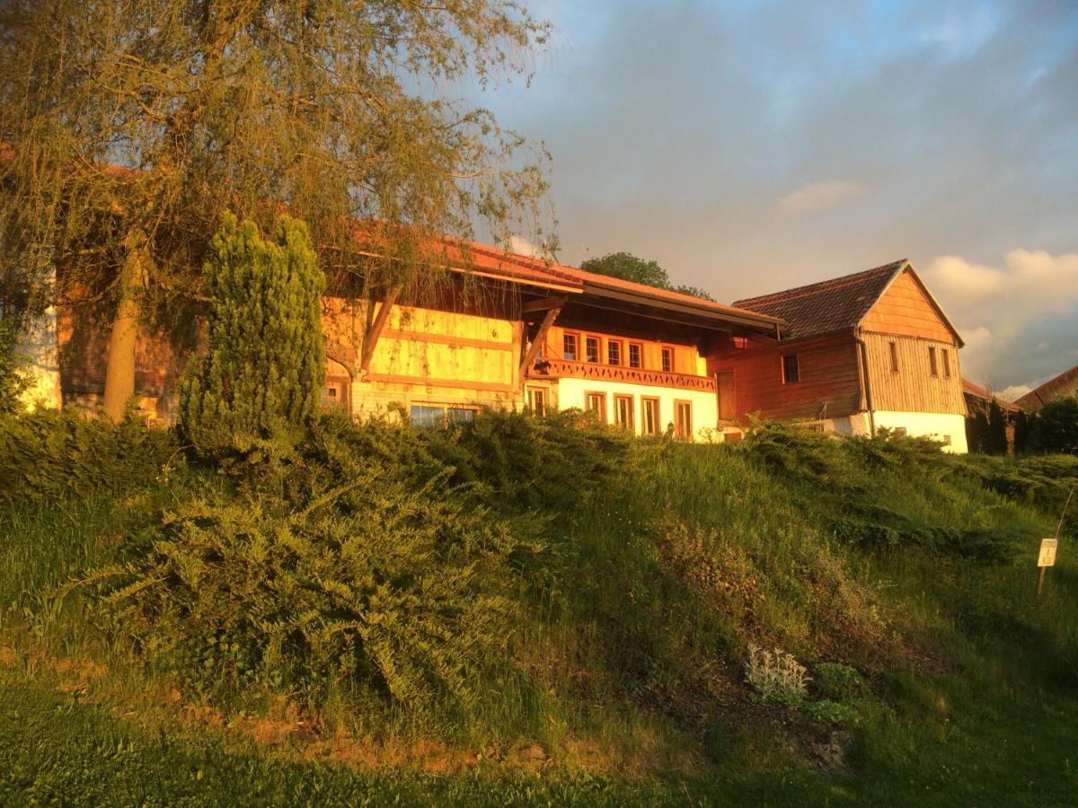 Bed and Breakfast Les Abeilles Romont Экстерьер фото